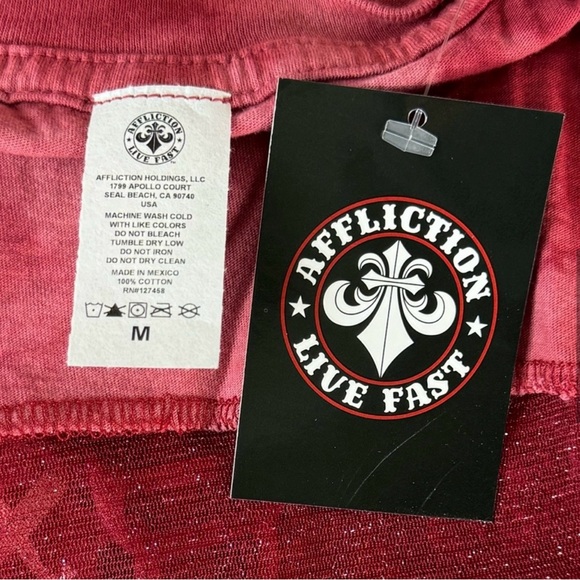 NWT Affliction Praise Wings Women’s Graphic Short Sleeve T-Shirt - Picture 6 of 6